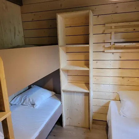 Campsite Le Chalet Montegut Hebergements Insolites *